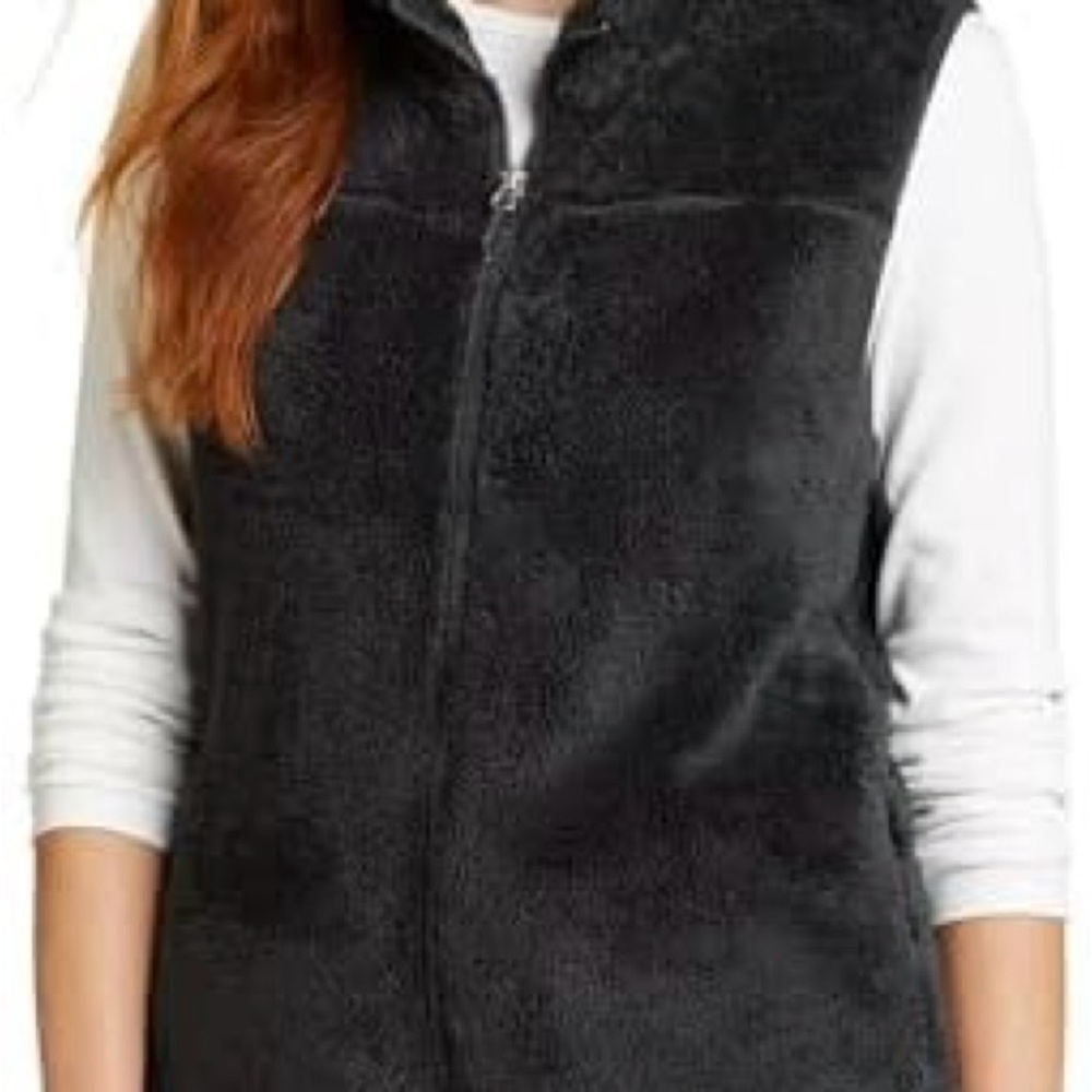 Women's Black Fleece Vest